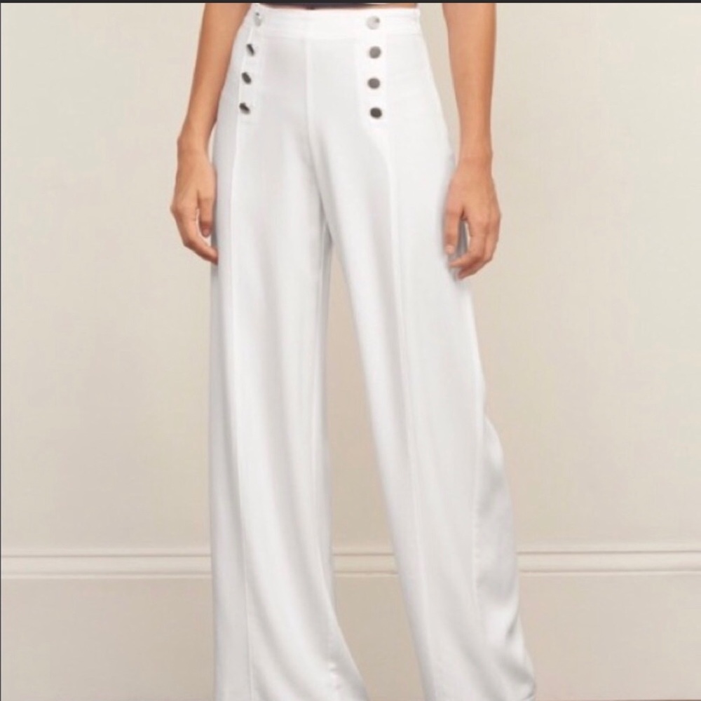 White Wide leg pants
